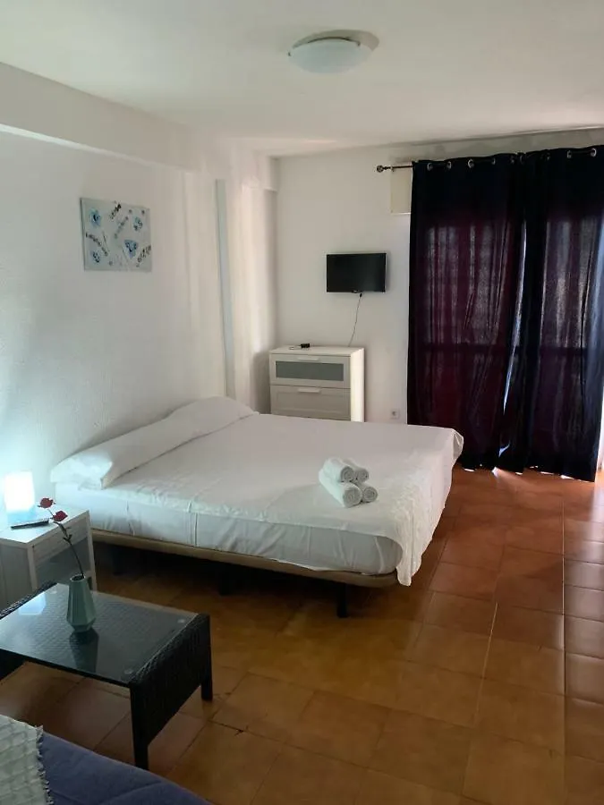 Ancla Beach Apartments 贝纳尔马德纳 西班牙