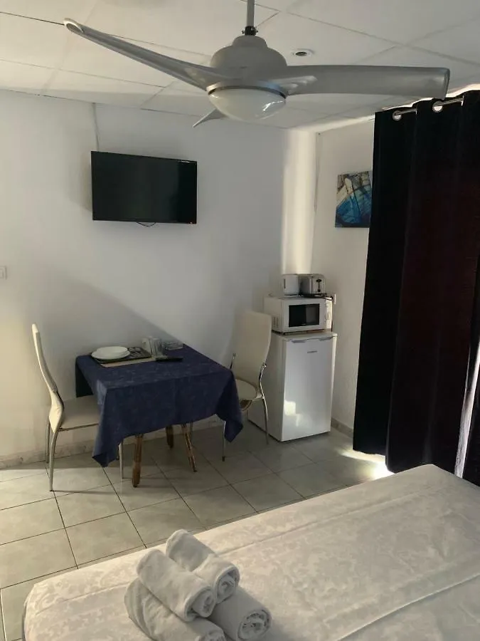 Ancla Beach Apartments Benalmadena Spain