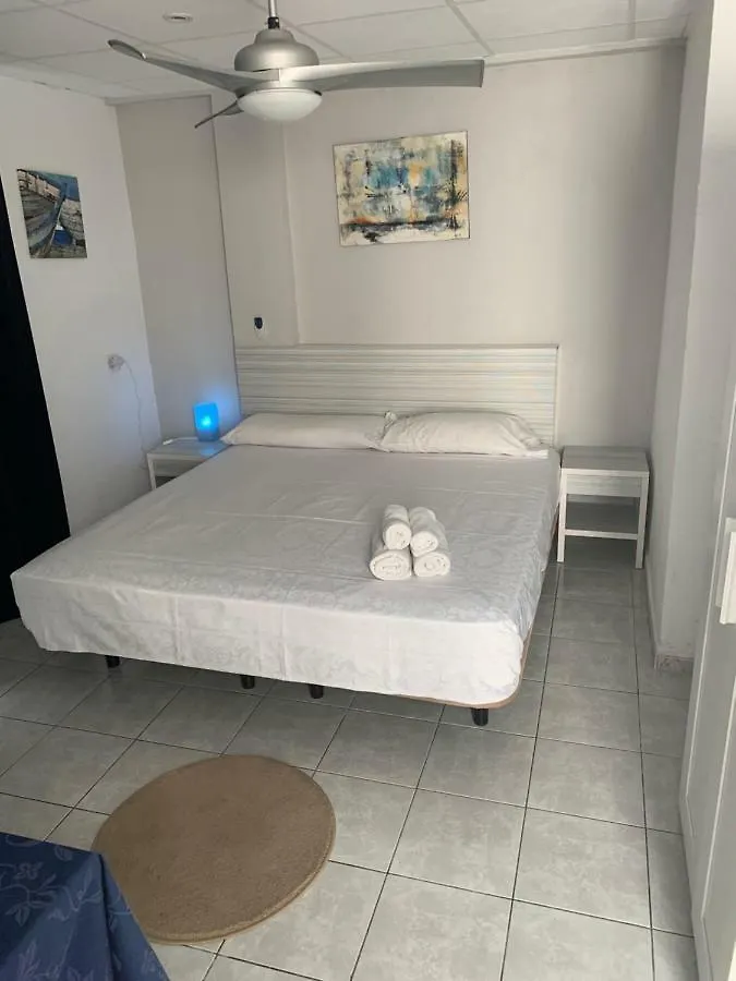 Ancla Beach Apartments Benalmadena Spain